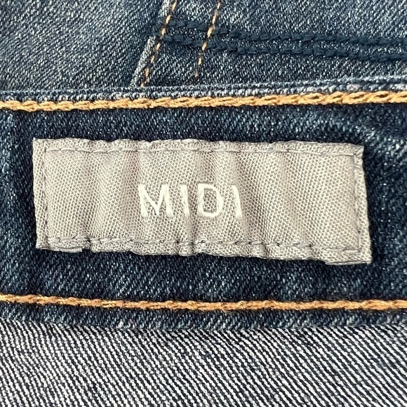 Aeropostale Midi Cuffed Hem Jean Shorts Size 4 Women’s - Picture 5 of 6